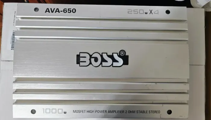 Amp Boss Audio AVA-650 1.000W 2/4 Ohms