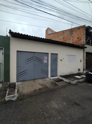 ALUGA-SE | CASA NO CONJUNTO VISCONDE DE MARACAJU