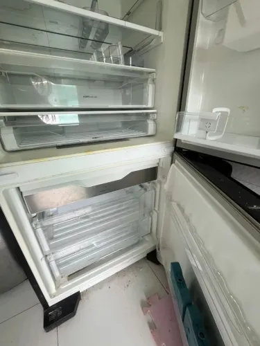 Vendo geladeira com defeito