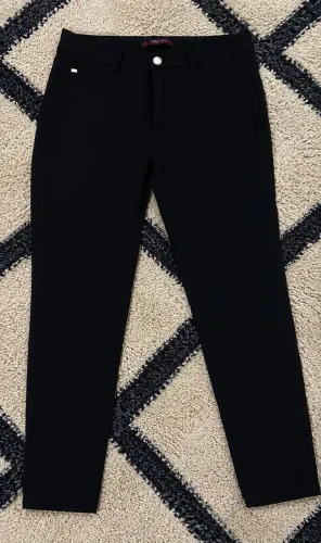 Calça preta 46