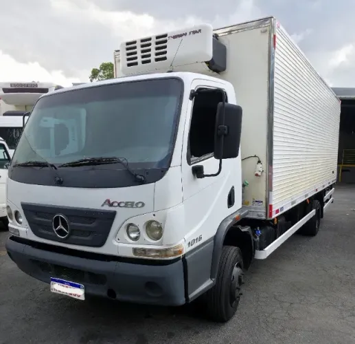 Mercedes MB 1016 2022 automático REFRIGERADO