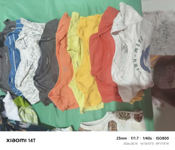 Lote de roupas Carter's de bebê menino