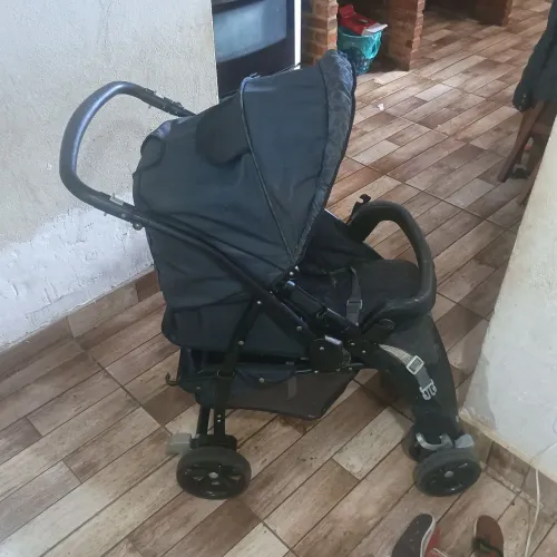 Carro de bebé (passeio)