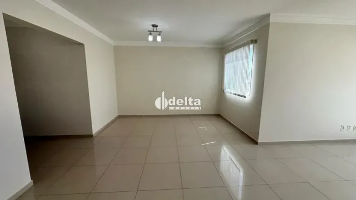 Apartamento com 3 quartos sendo 1 suíte disponível para locação no bairro Santa Mônica em