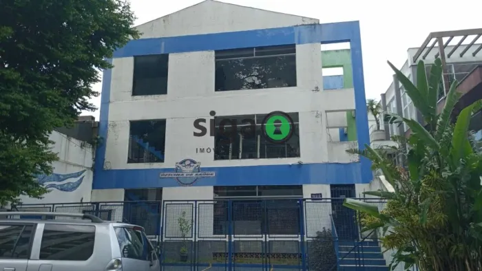 Imóvel Comercial com Piscina Raiada e 6 Vagas na Vila Madalena ? 403m² Ideal Para Academia