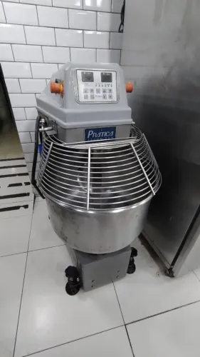 Amassadeira Prática 40kg