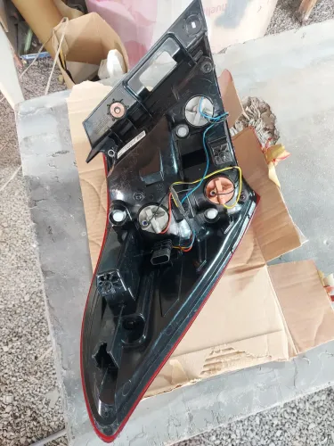 Vendo lanterna traseira prisma 2019