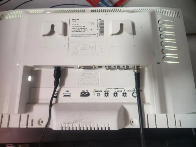 Led tv /monitor