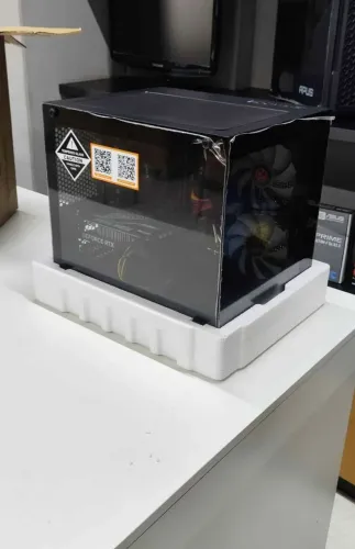 PC, rtx4060+ rayzen 5500. Troco por notebook.