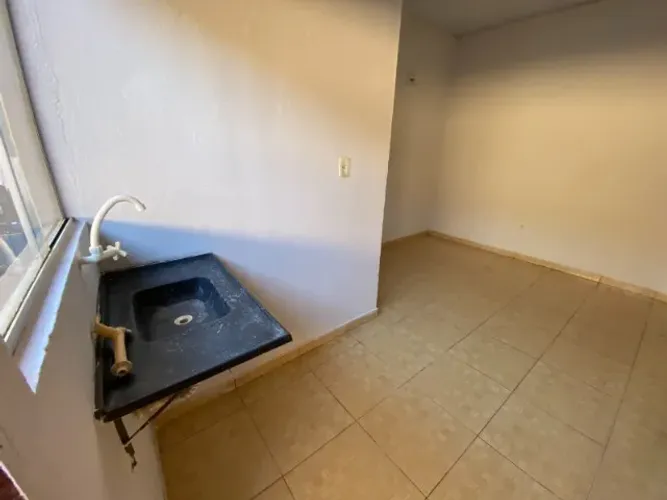 Kitnet com 1 dormitório para alugar Beira Rio - Parauapebas/PA