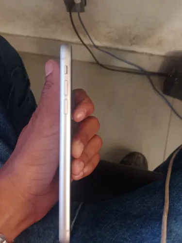 Vende-se iPhone 11