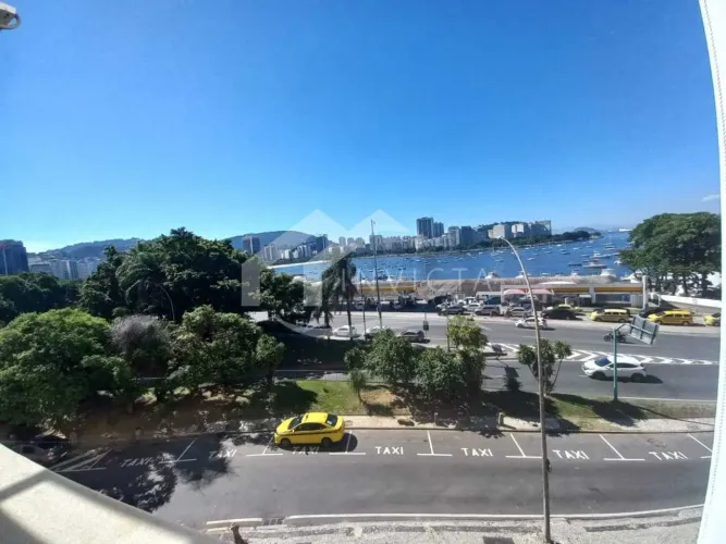 MARAVILHOSO 3 QUARTOS COM VISTA FRONTAL MAR EM BOTAFOGO!