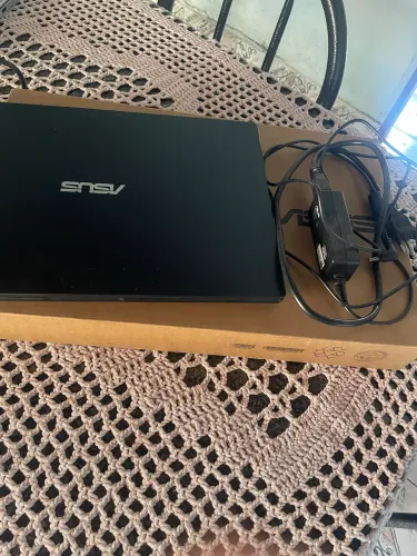 Vende se notebook barato
