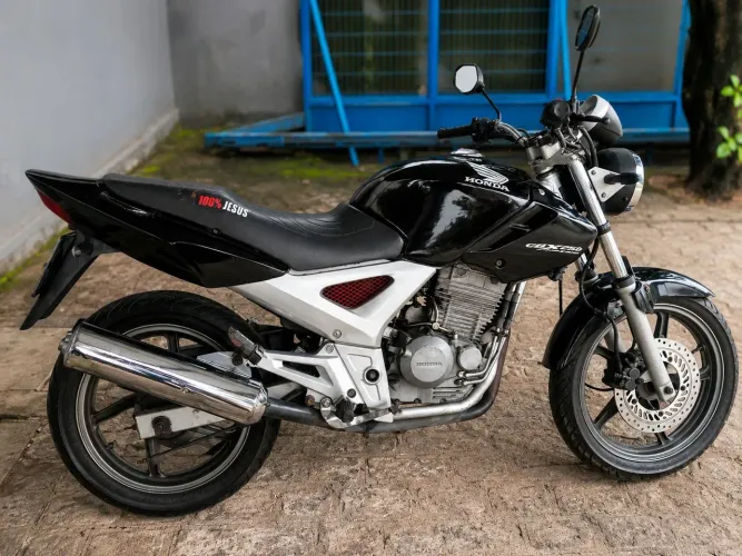 Honda CBX 250 Twister 2006