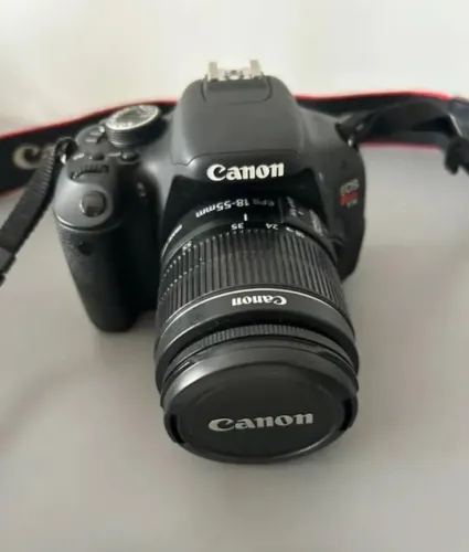 Canon EOS Rebel T3i + Lente 18-55mm + Bateria e carregador  Original 