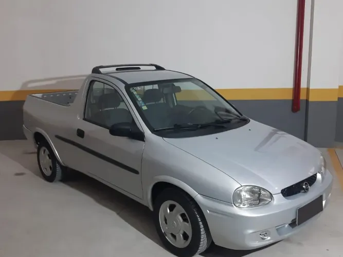 Chevrolet Corsa Pick-up Std/ Rodeio 1.6 MPFI 2001