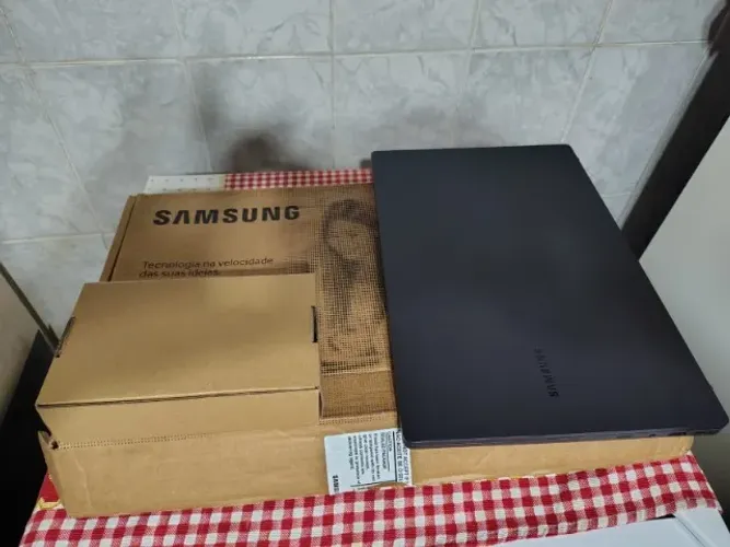 Notebook Samsung galaxy Book 2 Core I7 de 12° Tela Amoled na caixa note novissimo