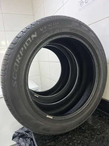 2 Pneus PIRELLI 235/55 R18