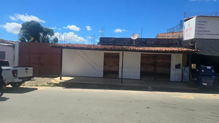 VENDO IMÓVEL EM FRENTE AO NOVO SHOPPING DA FEIRA DO MANGUEIRÃO. 532,5 m2