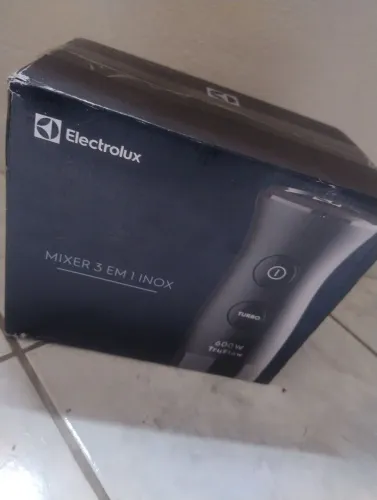 Mixer Electrolux EIB20 600W 3 em 1 - NOVO/LACRADO - 127V
