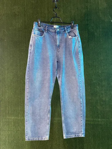 Calça Jeans Feminina Mom Fit | Tam. 44 | Excelente Estado | Conforto e Estilo