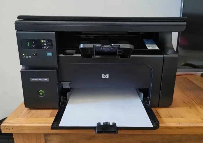 Impressora HP LaserJet M1132 MFP com 4 Tonners