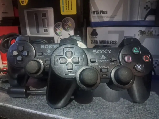 Kit 2 controles originais PlayStation 2