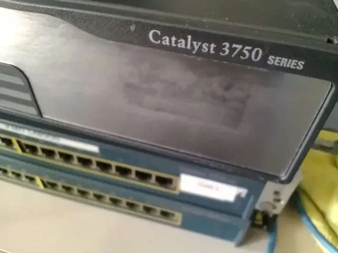 SWITCH CISCO CATALYST 3750 SERIES
