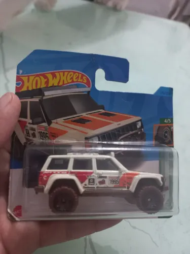 Jeep hotwheels 