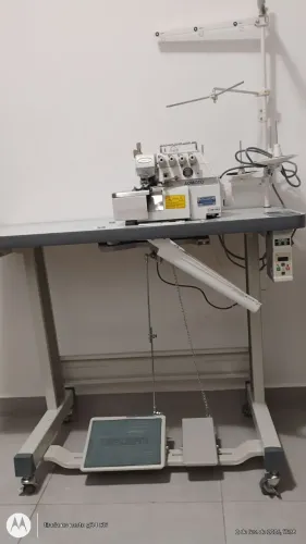 Máquina interlock 
