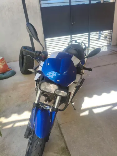 F800R modelo naked