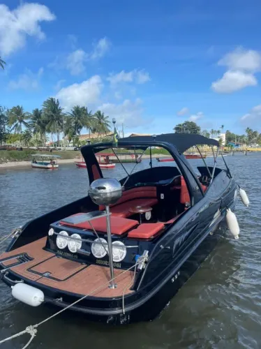 Lancha Magna 240 SUPER NOVA E REVISADA 