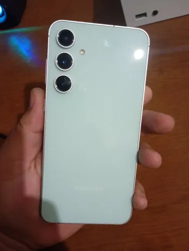 23fe 128 gb