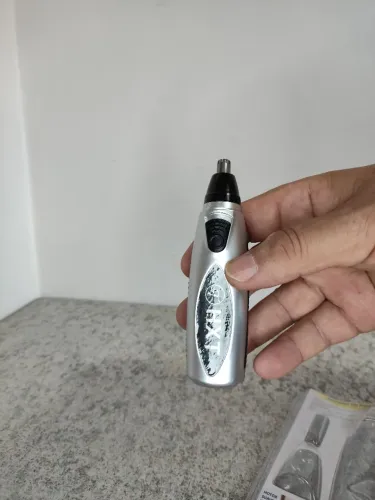 Aparador de Pelos Nariz e Orelha
