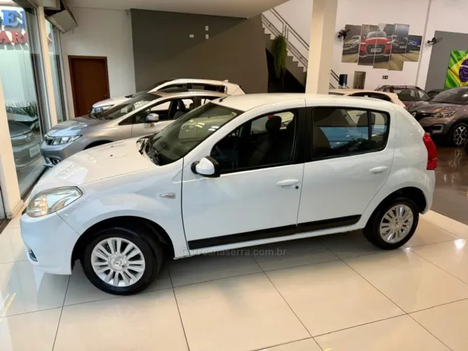 Renault Sandero Privilège Hi-flex 1.6 8V 5P 2012