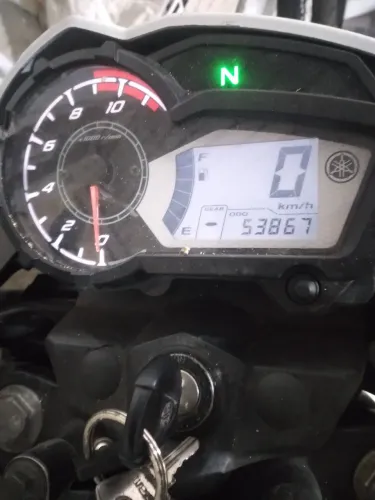Moto barata ... Leia o anúncio