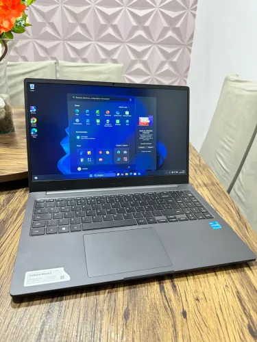 Notebook Samsung Book2 