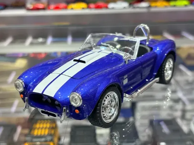 Miniatura Shelby Cobra Azul 1:24 - Novo