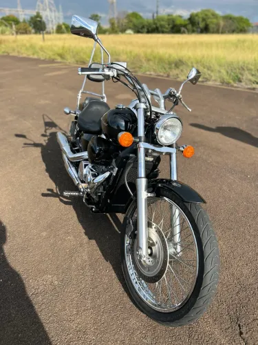 HONDA SHADOW 750cc 2012 - TOTALMENTE ORIGINAL