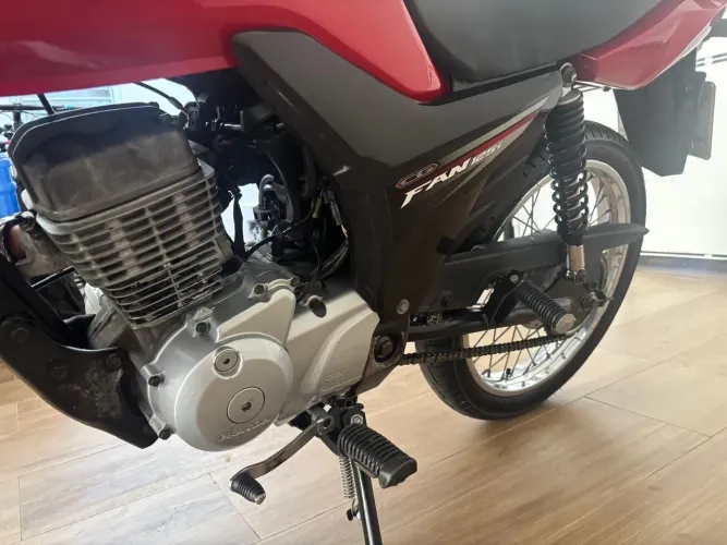 Moto titan 125