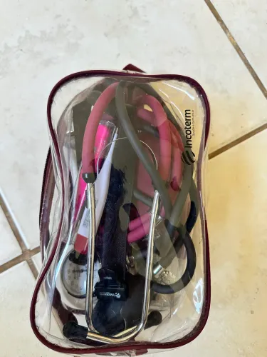 Vendo kit estetoscópio