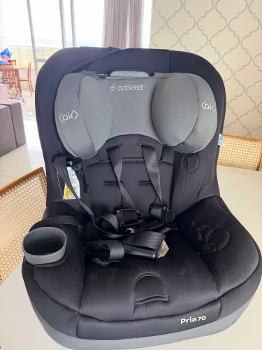 Cadeira infantil MAXICOSI ate 35 kgs com isofix para carros