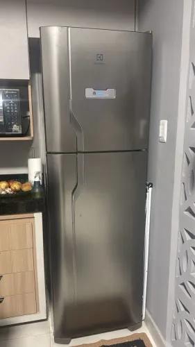 Geladeira Electrolux DFX44, frost free, 400 litros, inox.