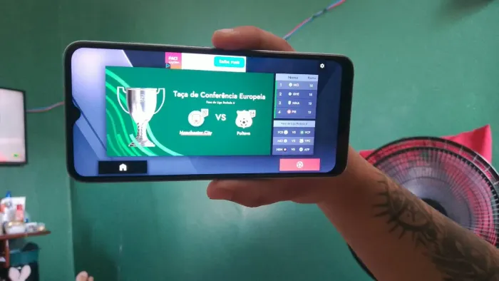 Vende ser um xiomi Hyper os novo só pega e usa Redimi 11 prime 700