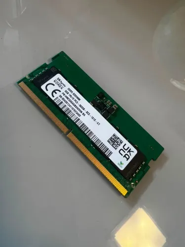 Memória SK Hynix Notebook 8GB 1RX16 DDR5 5600MHz (1x8GB)