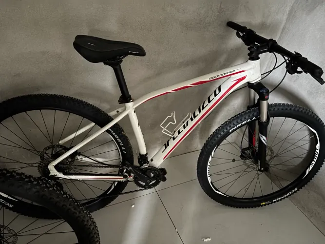 Bicicleta Specialized