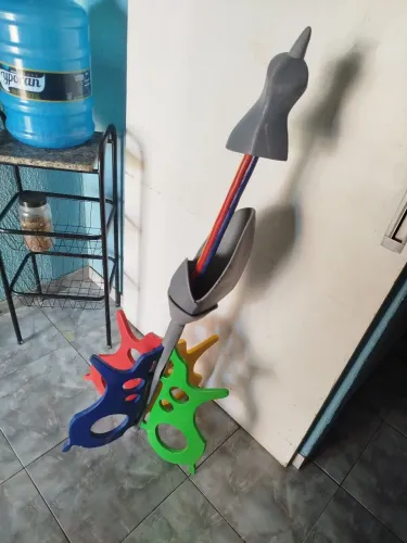 Prop Ohto Aí desmontável no meio