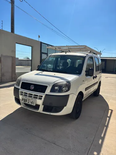 Fiat Doblo Essence 1.8 Flex 16V 5P 2019