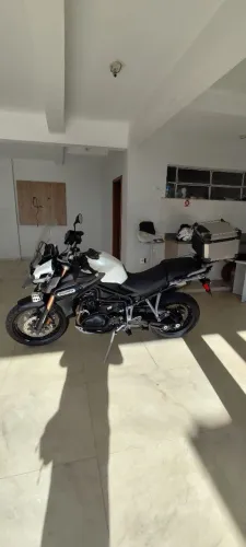 Triumph Tiger Explorer xc 1200 - Alta cilindrada - Pouco rodada