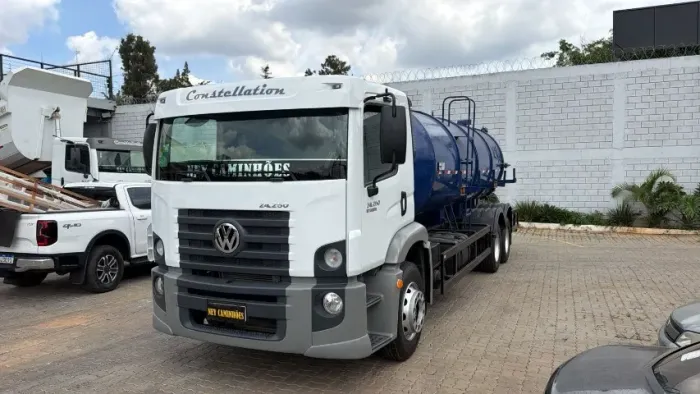 VW 24250 LIMPA FOSSA TANQUE SIBRAVAC ANO 2010